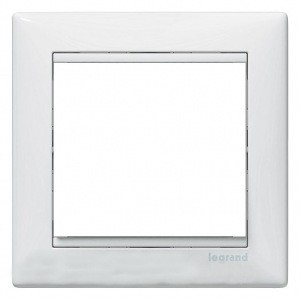 Рамка 1-ая VALENA белая Legrand 774451 / 6942401