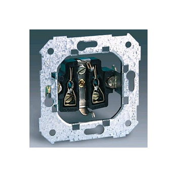 Розетка 2к+з с суппортом 16А 250V 75432-39 SIMON 82,88