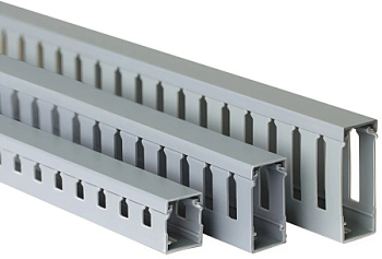 Кабель-канал Перфорированный 15*30 (2м) RL75 QUADRO DKC 00672RL (1шт=2м)