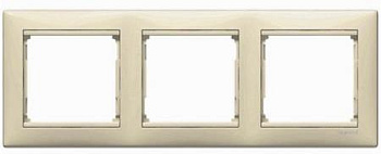 Рамка 3-ая VALENA сл.кость Legrand 774353 / 6956331