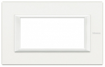 BT Axolute White Рамка 4 мод прямоугольная HA4804HD